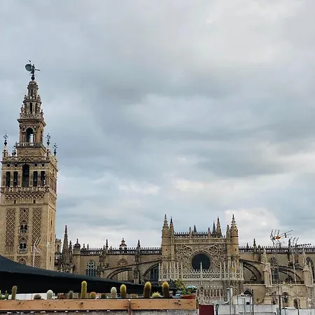 Alvarez Quintero - Catedral Apartment Seville